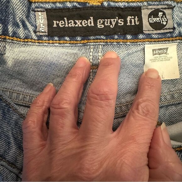 Levis Silvertab Relaxed‎ Guys Fit Cut off Shorts Raw Hem Size 9 - Picture 6 of 7